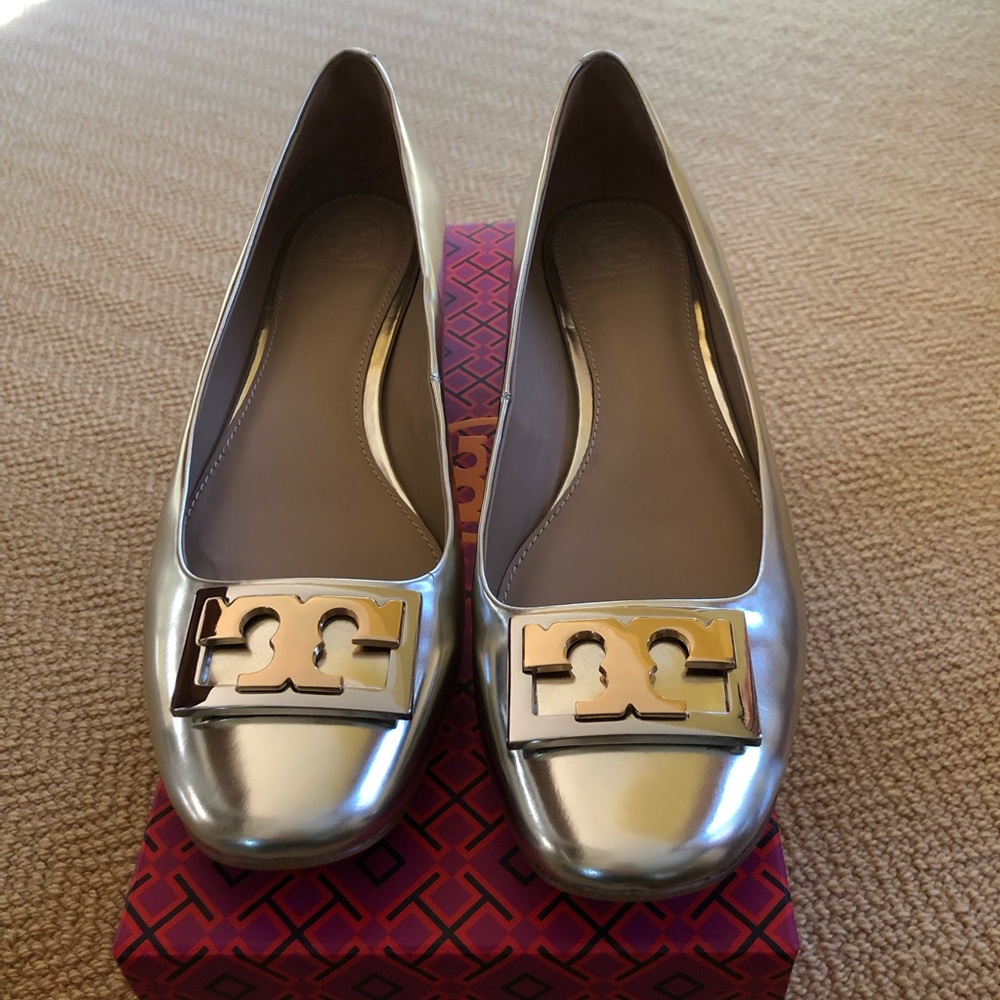 Tory Burch Gigi Pump - Spark Gold Smooth Metallic